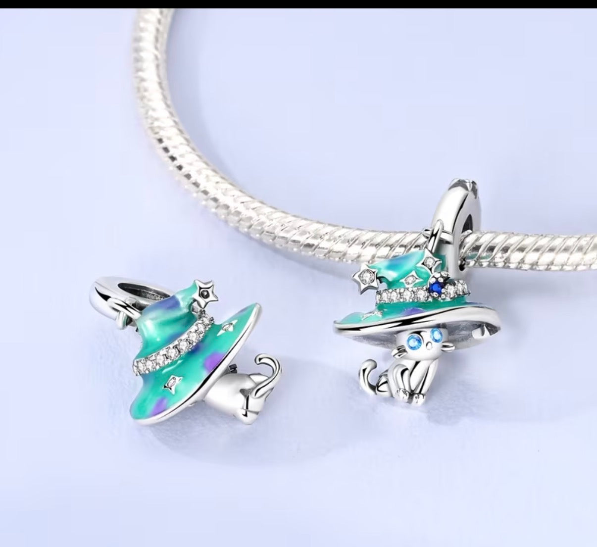 « Coffret Charme Mula Bleu: 24 Styles, Argent & Cristaux Éclatants »