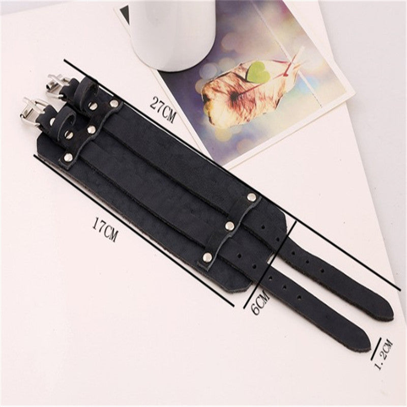 Bracelet cuir véritable noir large avec double boucle ajustable vue détaillée